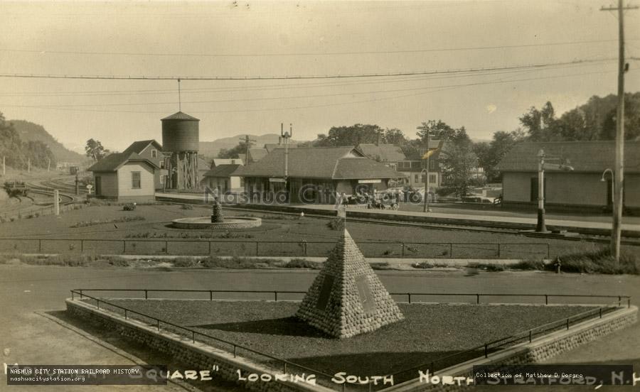 Postcard: Monument Square, Looking South, North Stratford, New Hampshire